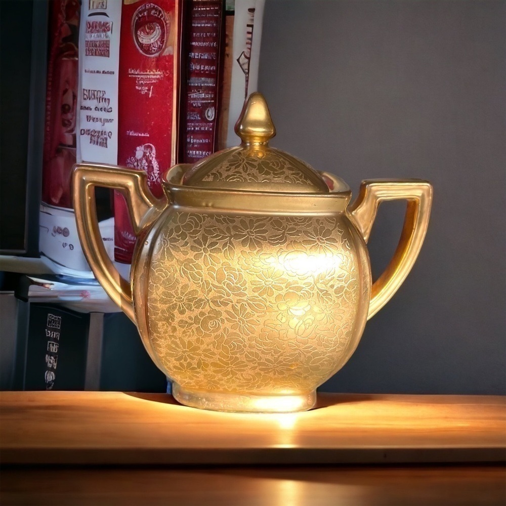 Osborne China, petite sugar bowl, floral pattern, hand painted 22 KT gold, EUC